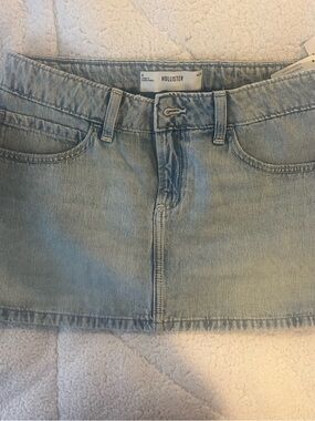 Hollister Two-Tone Denim Waistband mini skort